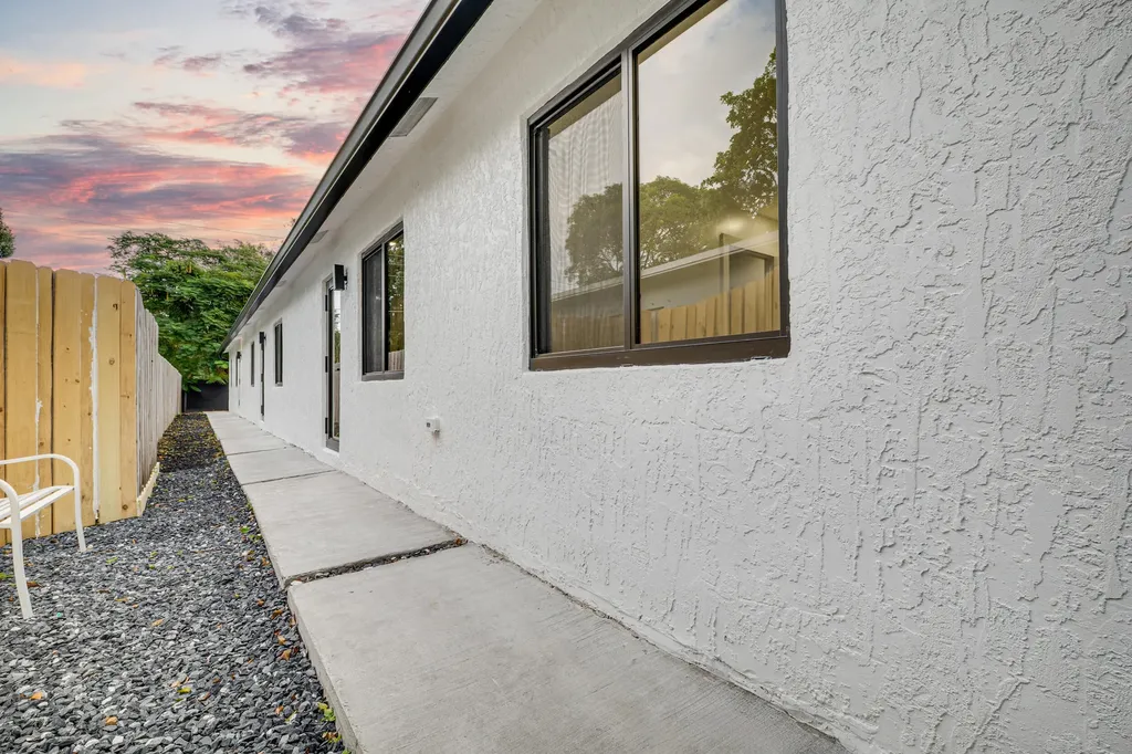 1126 NW 4th Avenue Fort Lauderdale FL 33311