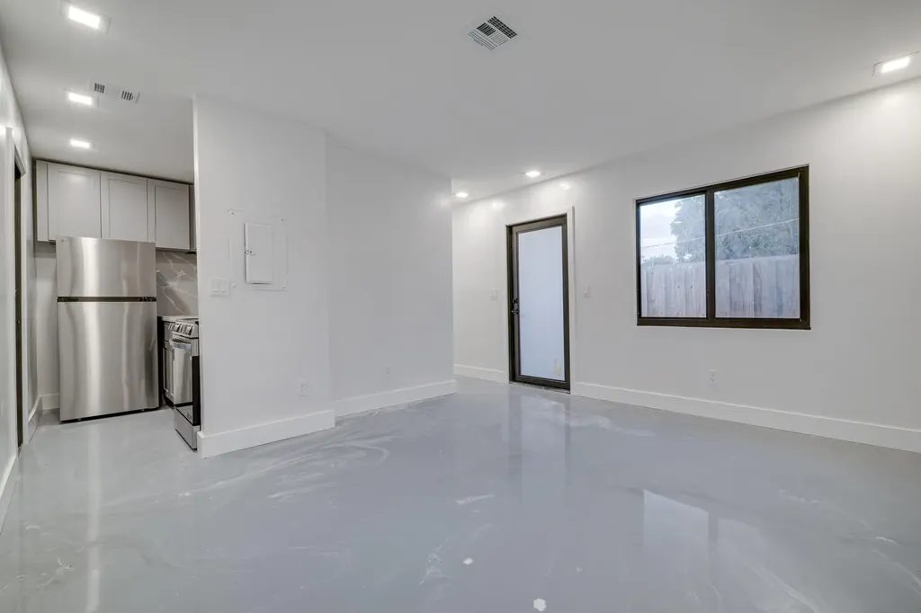 1126 NW 4th Avenue Fort Lauderdale FL 33311