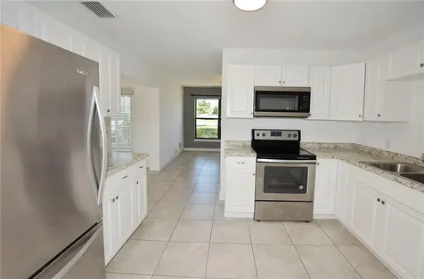 110 6th Court SW Vero Beach FL 32962