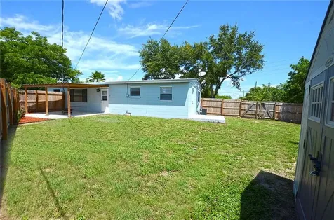 110 6th Court SW Vero Beach FL 32962