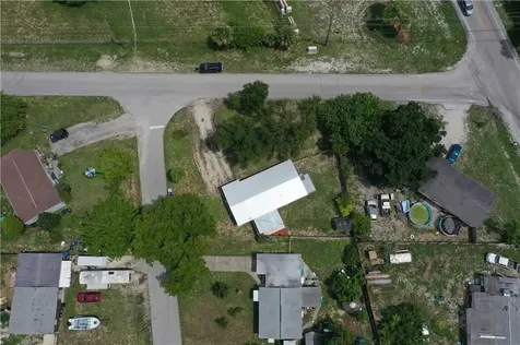 110 6th Court SW Vero Beach FL 32962