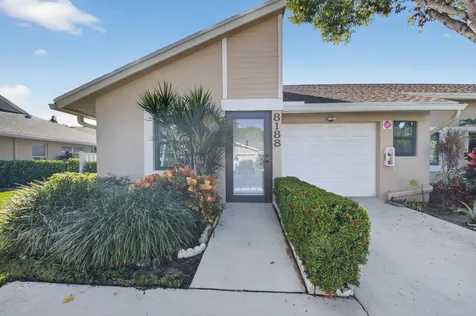 8188 Sweetbriar Way Boca Raton FL 33496