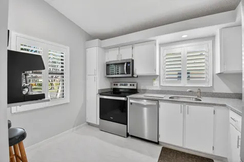 8188 Sweetbriar Way Boca Raton FL 33496