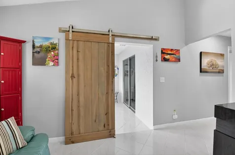 8188 Sweetbriar Way Boca Raton FL 33496