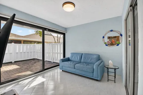 8188 Sweetbriar Way Boca Raton FL 33496