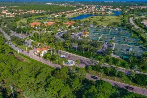 128 NW Lawton Road Port St Lucie FL 34986