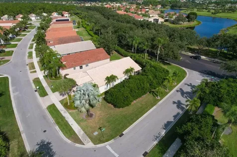 128 NW Lawton Road Port St Lucie FL 34986