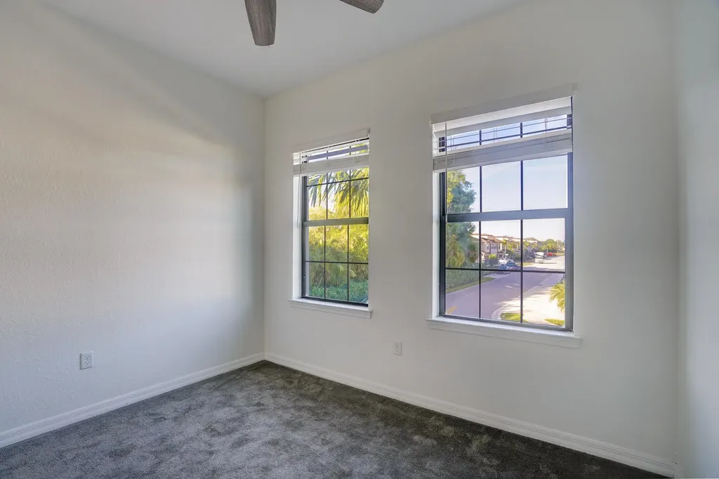 Palm Springs FL 33406