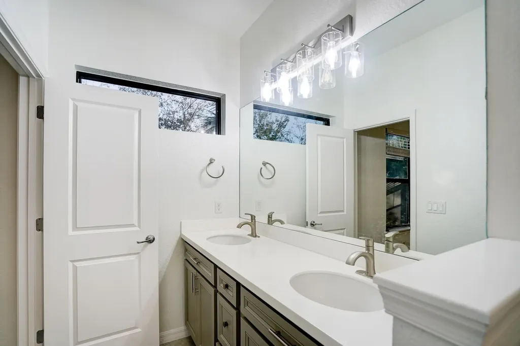 Palm Springs FL 33406