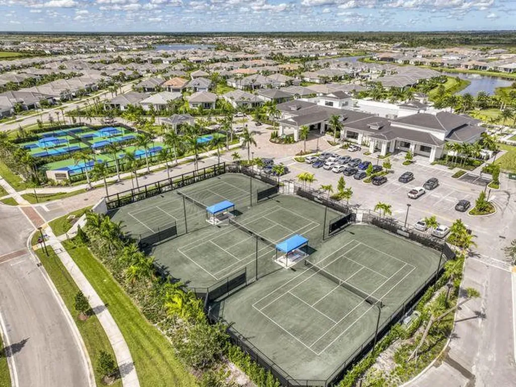 10088 Regency Way Palm Beach Gardens FL 33412