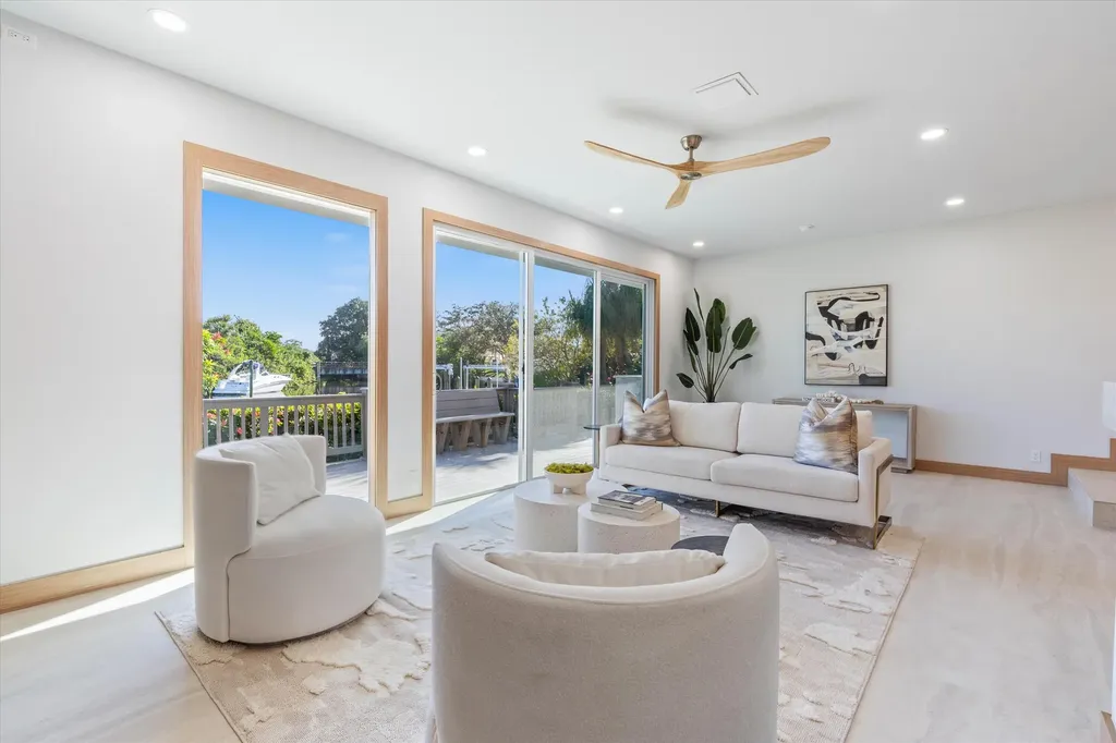 17036 Bay Street Jupiter FL 33477