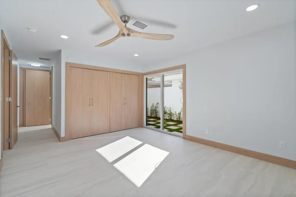17036 Bay Street Jupiter FL 33477