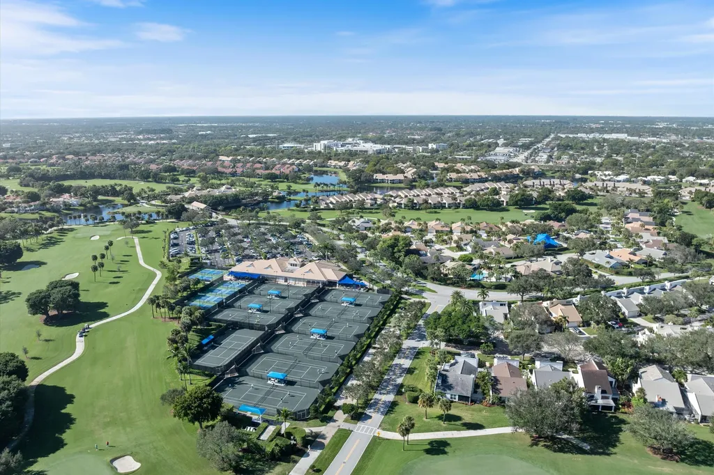 17036 Bay Street Jupiter FL 33477