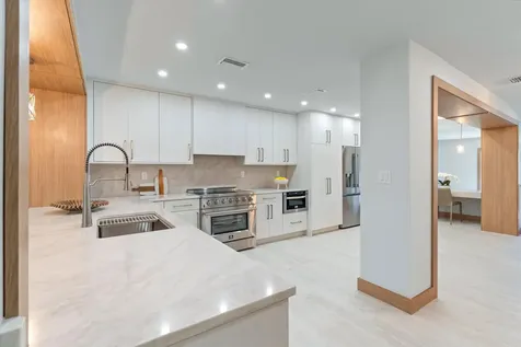 17036 Bay Street Jupiter FL 33477