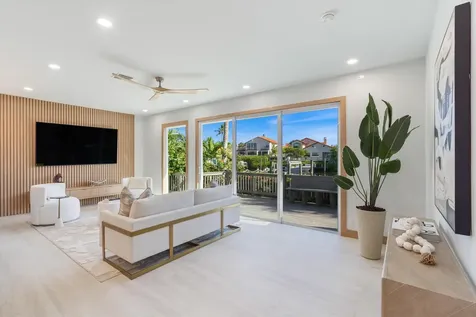 17036 Bay Street Jupiter FL 33477