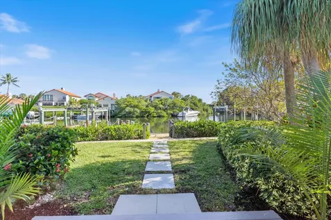 17036 Bay Street Jupiter FL 33477