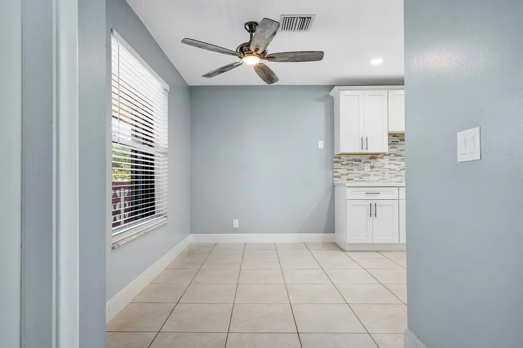 1740 NW 19th Terrace Delray Beach FL 33445