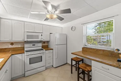 2615 NE 1st Court Boynton Beach FL 33435