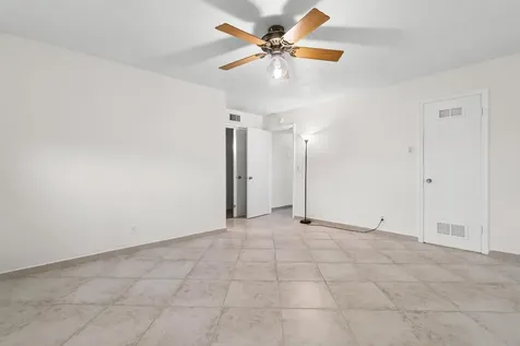 2615 NE 1st Court Boynton Beach FL 33435