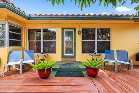 1802 Lake Osborne Drive Lake Worth Beach FL 33461