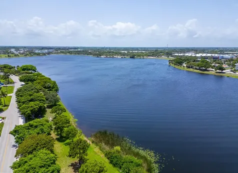 1802 Lake Osborne Drive Lake Worth Beach FL 33461