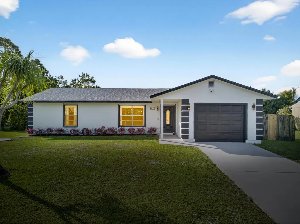 902 SW Dalton Avenue Port St Lucie FL 34953