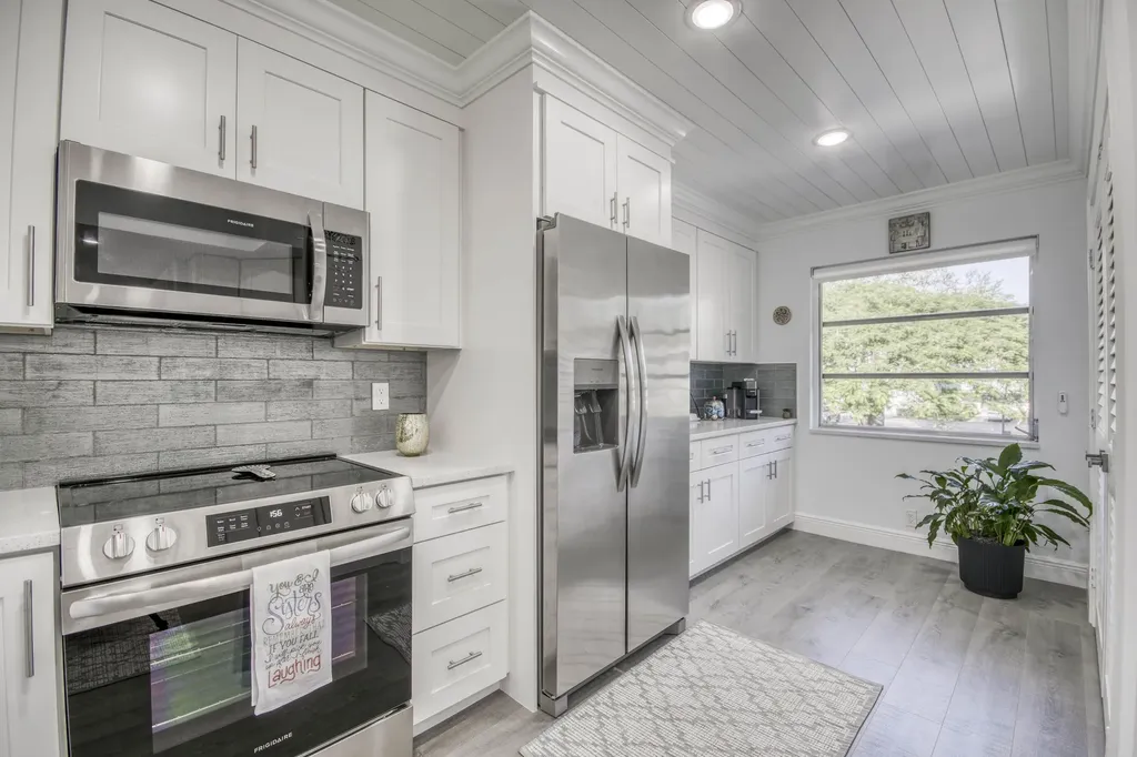 14823 Cumberland Drive Delray Beach FL 33446