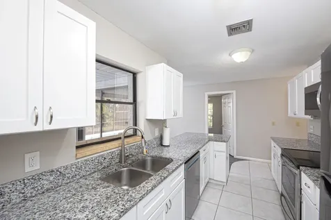 183 SW Airview Avenue Port St Lucie FL 34984