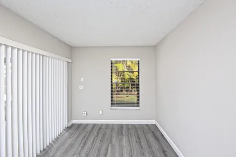 183 SW Airview Avenue Port St Lucie FL 34984