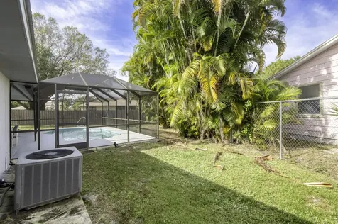 183 SW Airview Avenue Port St Lucie FL 34984