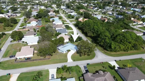183 SW Airview Avenue Port St Lucie FL 34984