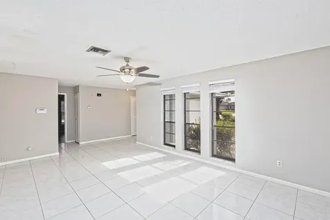 183 SW Airview Avenue Port St Lucie FL 34984