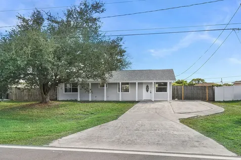 750 SW Lakehurst Drive Port St Lucie FL 34983