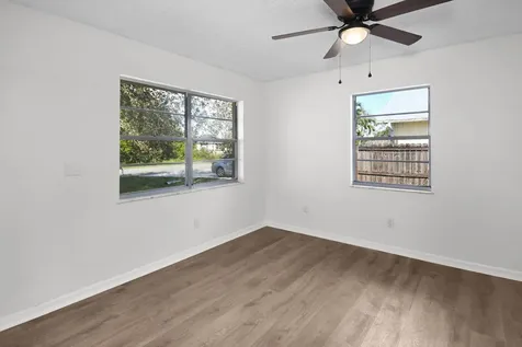 750 SW Lakehurst Drive Port St Lucie FL 34983