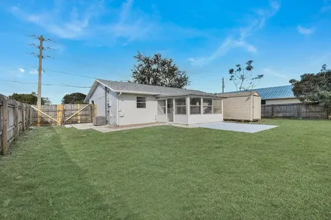 750 SW Lakehurst Drive Port St Lucie FL 34983