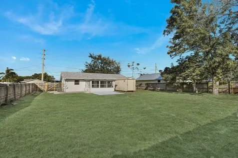 750 SW Lakehurst Drive Port St Lucie FL 34983