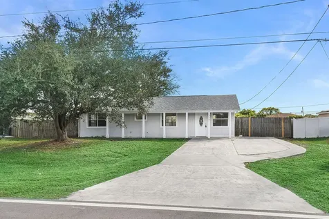 750 SW Lakehurst Drive Port St Lucie FL 34983