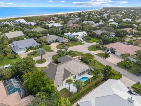 1345 Spanish Lace Lane Vero Beach FL 32963