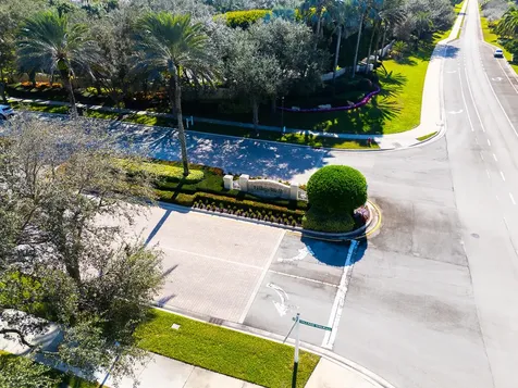 8199 Saint Johns Court Wellington FL 33414