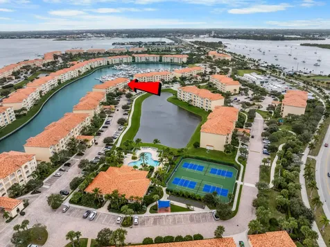 8 Harbour Isle Drive E Fort Pierce FL 34949