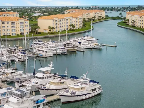 8 Harbour Isle Drive E Fort Pierce FL 34949