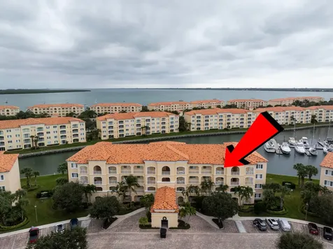 8 Harbour Isle Drive E Fort Pierce FL 34949