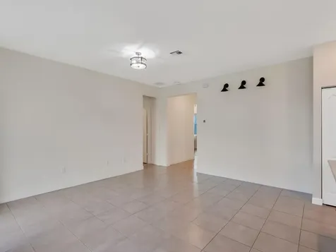 8010 NW Greenbank Circle Port St Lucie FL 34987