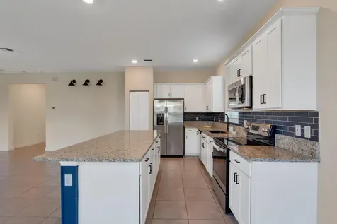 8010 NW Greenbank Circle Port St Lucie FL 34987