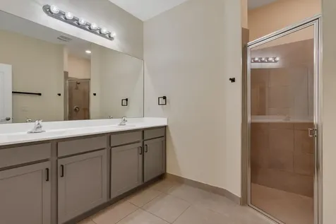8010 NW Greenbank Circle Port St Lucie FL 34987