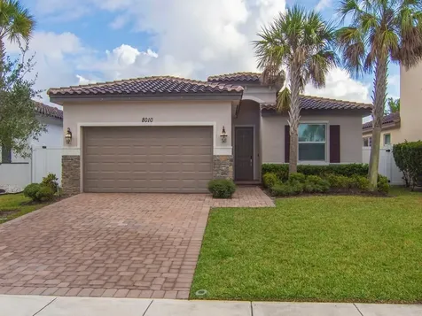 8010 NW Greenbank Circle Port St Lucie FL 34987