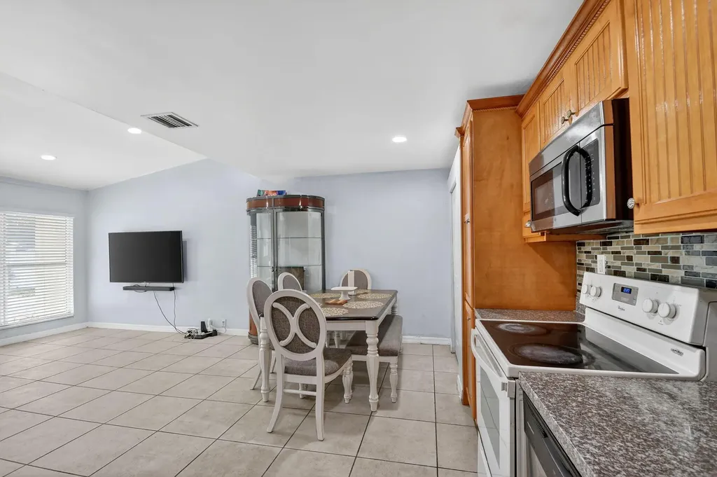 4559 Cole Street West Palm Beach FL 33417