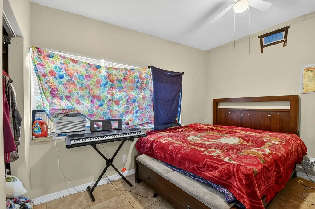 4559 Cole Street West Palm Beach FL 33417