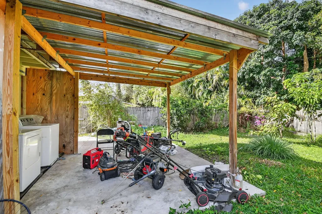 4559 Cole Street West Palm Beach FL 33417