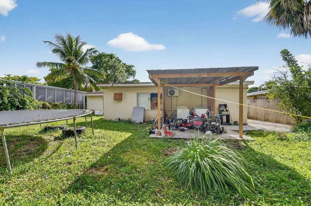 4559 Cole Street West Palm Beach FL 33417